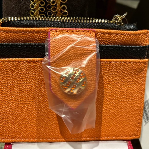 NWT-Betsey Johnson Mini Wallet-Orange basketball Theme - Picture 7 of 7